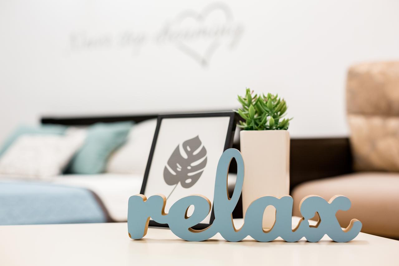 Bright And Cozy Apart With Balcony Lviv Bagian luar foto